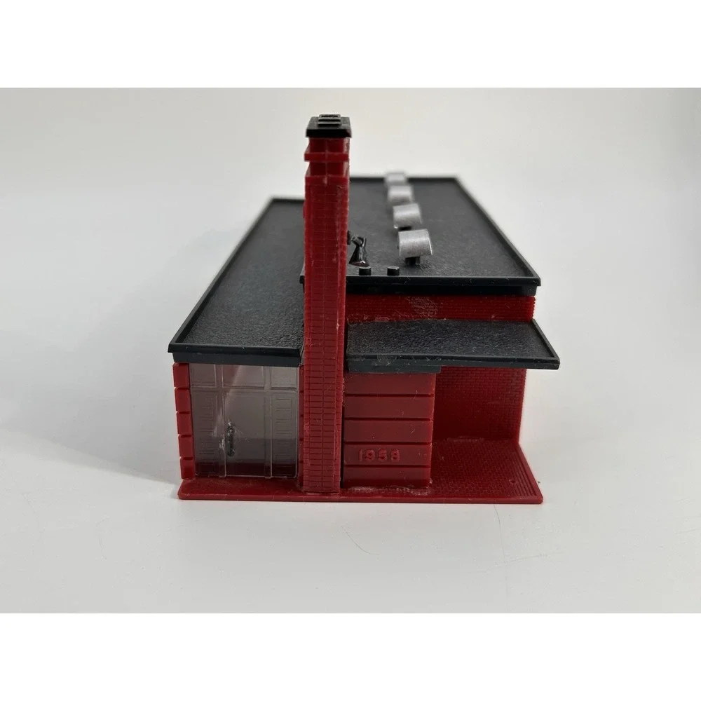 Vintage 1950s Aurora Aurtown School Ho Scale Building